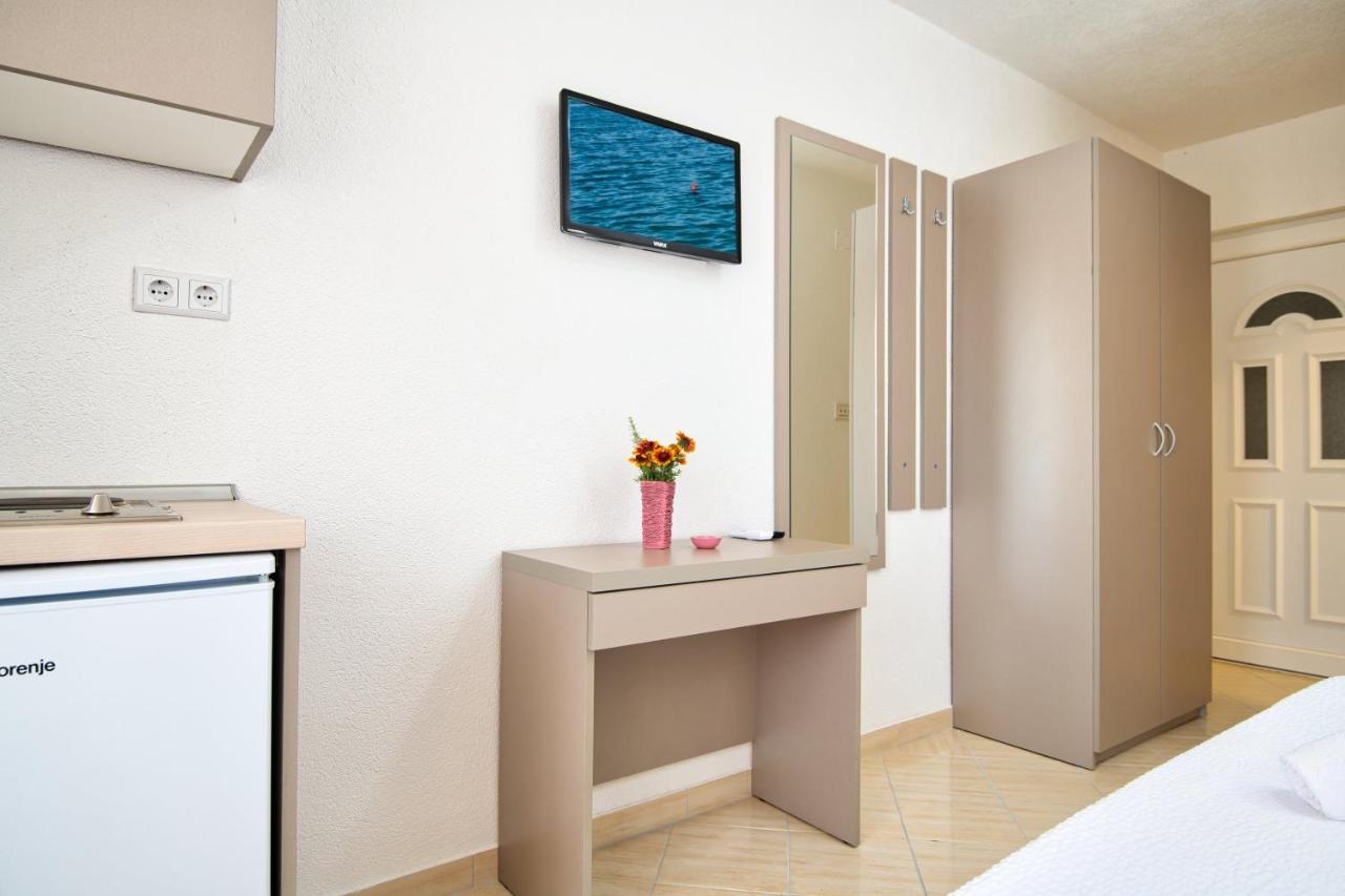 Apartments Capeta Neum Exterior photo